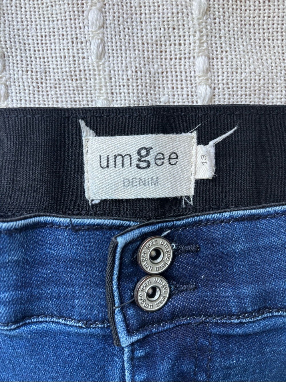 Umgee Denim Bell Bottom Flare Boho Jeans Raw Hem Stretch Size 13 Juniors Retro - Picture 2 of 14